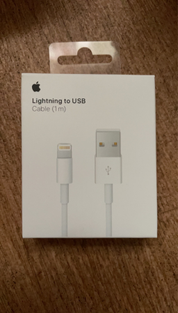 Chargeur iPhone neuf