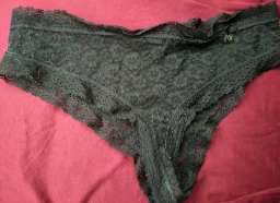 Culotte en dentelle raffinée