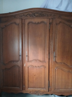 Armoire