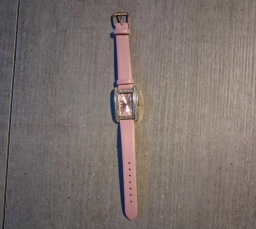 Montre femme Giorgio&Dario en parfait état
