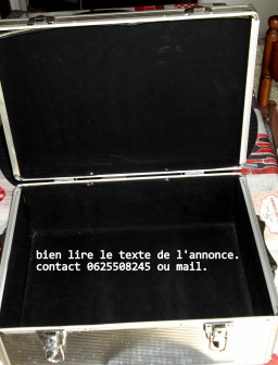mallette valise en aluminium.