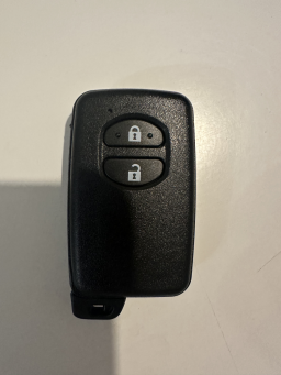 Nouvelle Clé vierge Toyota Avensis Prius