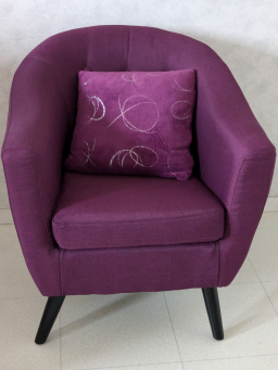 Fauteuil et 4 chaises en tissu prune quasiment neufs