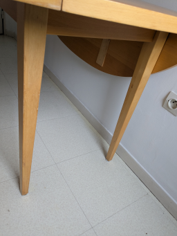 Table de Séjour ou Cuisine en Bois Massif
