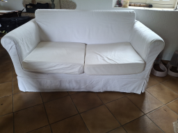 Canapé blanc 2 places en excellent état
