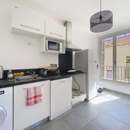 Superbe T3 situé au coeur du centre-ville de Calvi L03