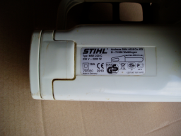 Tronçonneuse électrique filaire comme neuve