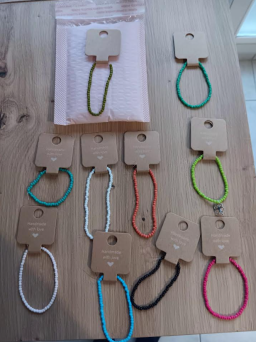 lot 10 Bracelet fait main avec des perles fines de 3 mm