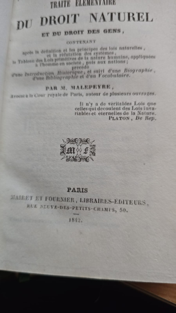 Livres miniatures de 1842 en excellent état