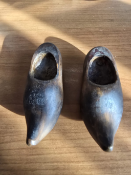 Collection de chaussures miniatures