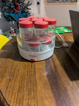 Vente Yaourtière en Bon État