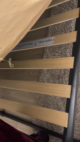 Lit neuf acheté sur Amazon