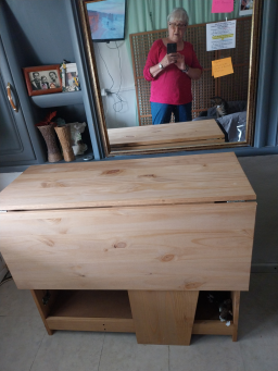 Table en pin massif à vendre