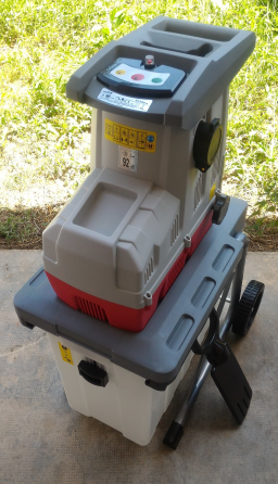 Location broyeur de végétaux et branches