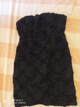 Mini jupe couleur noir taille 38