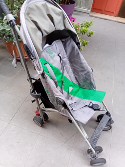 Poussette bébé en excellent état à vendre