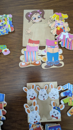 Lot de jeux en bois pour enfants