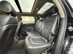 AUDI Q7 S LINE PLUS 3.0TDI 245CV 7 PLACES PHASE 2