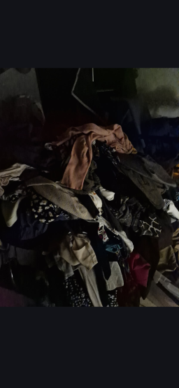 Lot de vêtements à vendre