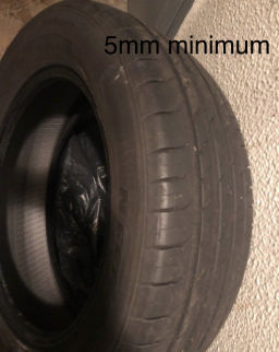 Pneus 215/60/17 à vendre