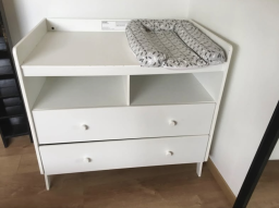 Table à langer en excellent état