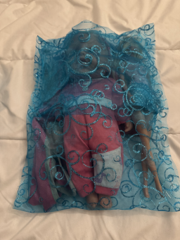 Lot de poupées et poupée Barbie en excellent état