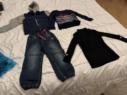 Lot de vêtements pour fille - taille 3 ans