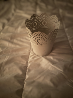 Beau Pot Décoratif en Céramique