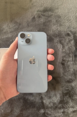 iPhone 14 comme neuf à vendre