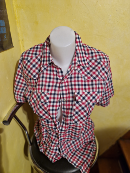 Chemisette homme en bon état