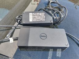 Station d'accueil Dell WD19 avec chargeur 180 W - Comme neuf