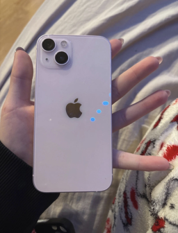 iPhone 13 – batterie 90 %, bon état