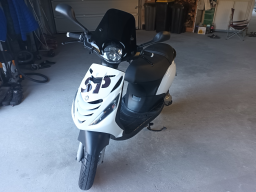 Piaggio Zip 2 temps en bon état