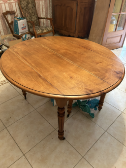 Table avec rallonge + 4 chaises